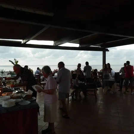 Hotel La Porta Del Mare 3*