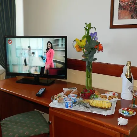Hotel La Porta Del Mare 3*