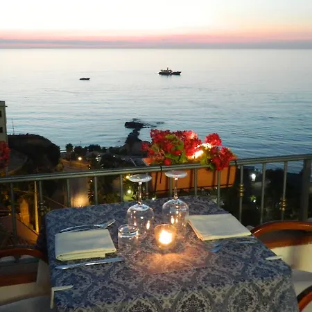 Hotel La Porta Del Mare 3*